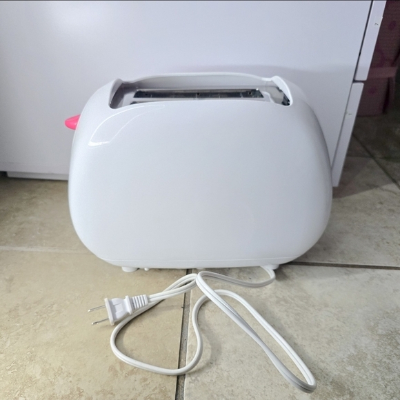Y2K Hello Kitty Pink Toaster - Picture 5 of 6